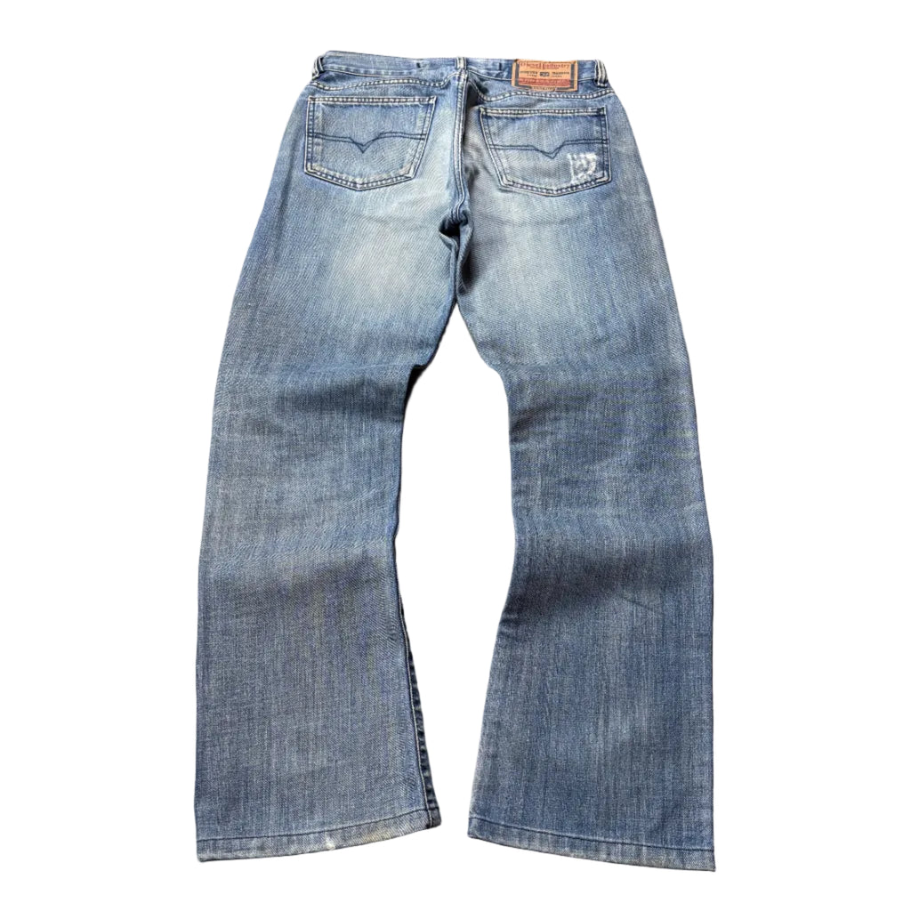 Diesel Straight Jeans (33)
